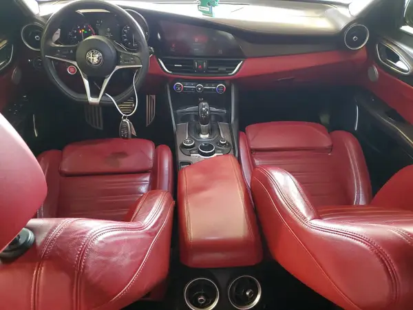 ZARFAEEN6H7553298 2017 ALFA ROMEO GIULIA - Image 8