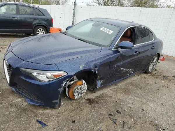 ZARFAEEN6J7565537 2018 ALFA ROMEO GIULIA - Image 1