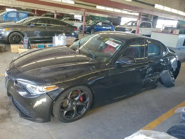 ZARFAEEN6J7578238 2018 ALFA ROMEO GIULIA