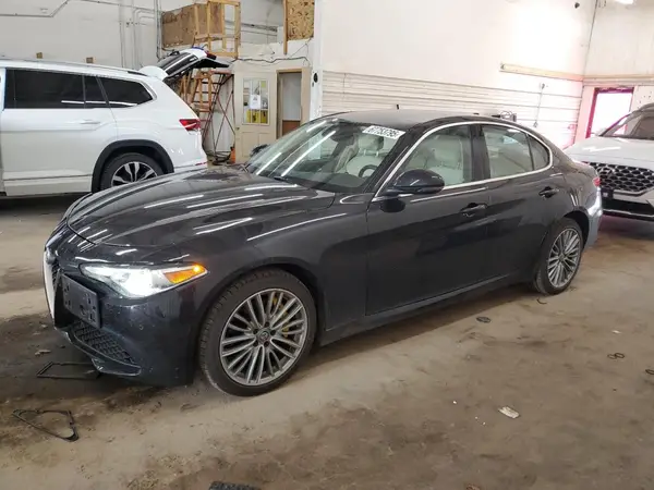 ZARFAEEN6J7595511 2018 ALFA ROMEO GIULIA
