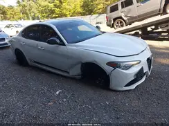 ZARFAEEN6J7597839 2018 ALFA ROMEO GIULIA