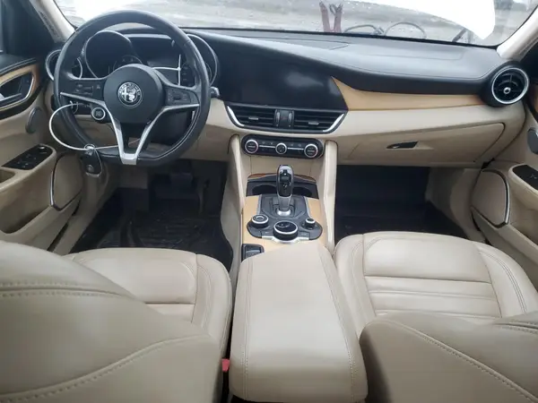 ZARFAEEN7H7537997 2017 ALFA ROMEO GIULIA - Image 8