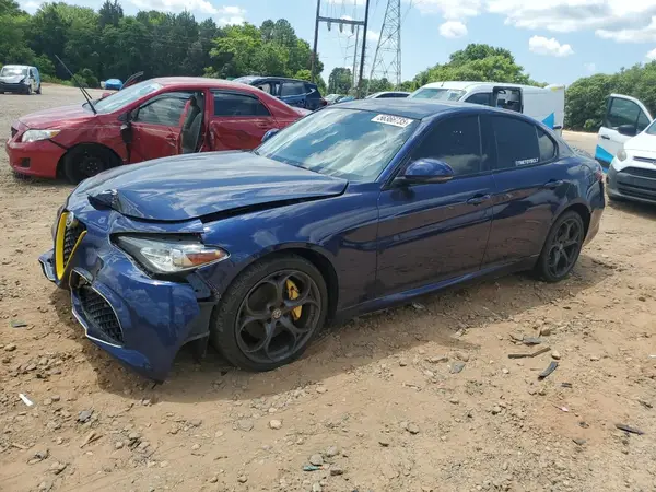 ZARFAEEN7J7572769 2018 ALFA ROMEO GIULIA - Image 1