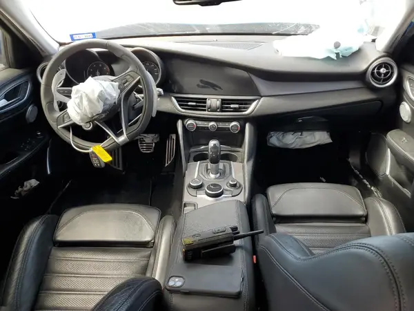 ZARFAEEN7J7578331 2018 ALFA ROMEO GIULIA - Image 8