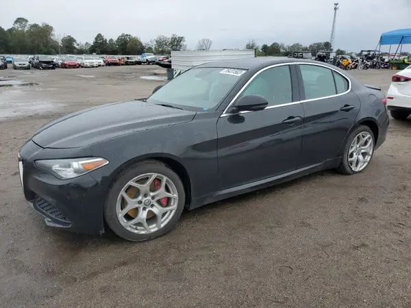 ZARFAEEN7J7591242 2018 ALFA ROMEO GIULIA - Image 1