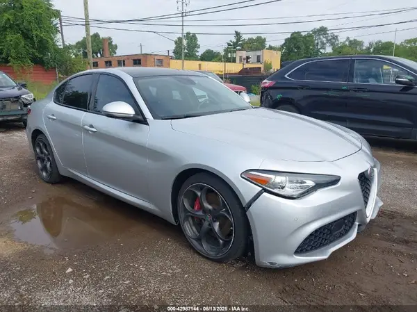ZARFAEEN7J7594836 2018 ALFA ROMEO GIULIA