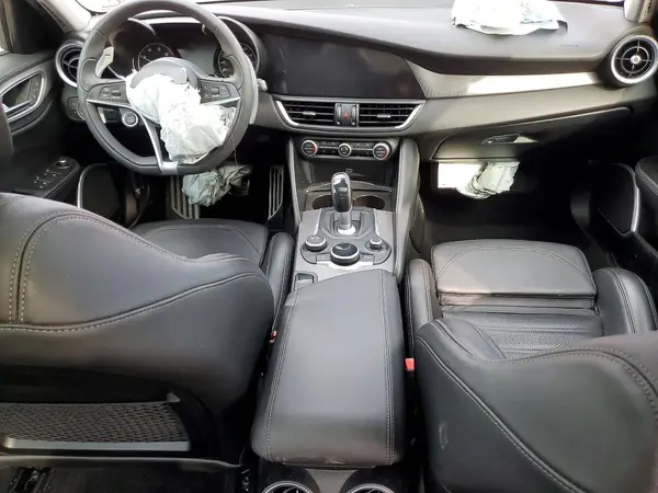 ZARFAEEN7J7597672 2018 ALFA ROMEO GIULIA - Image 8
