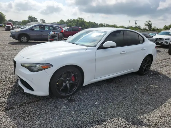 ZARFAEEN8H7549589 2017 ALFA ROMEO GIULIA