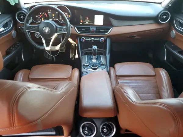 ZARFAEEN8H7551620 2017 ALFA ROMEO GIULIA - Image 8