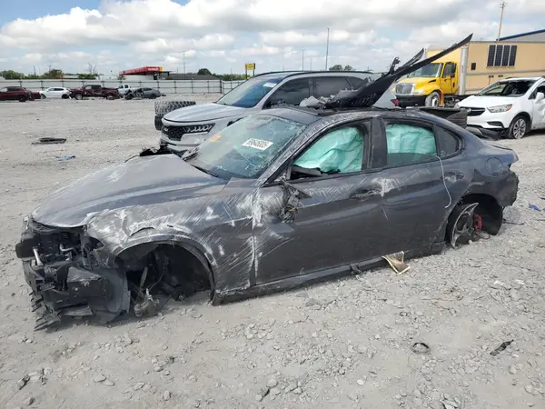 ZARFAEEN8J7571985 2018 ALFA ROMEO GIULIA