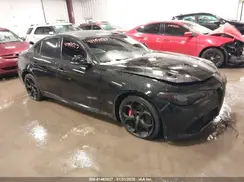 ZARFAEEN8J7597597 2018 ALFA ROMEO GIULIA