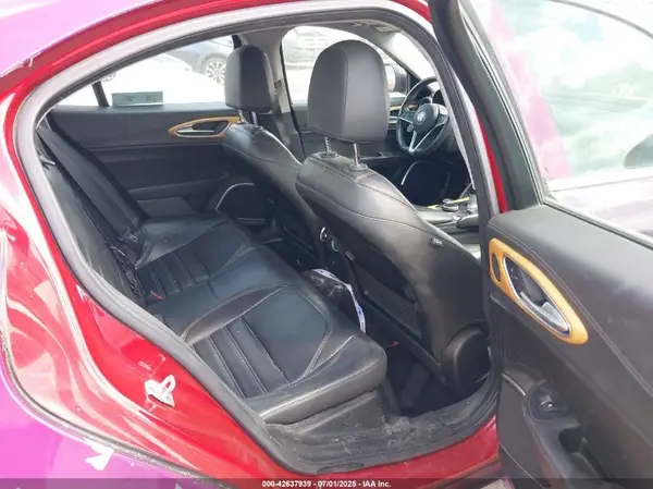 ZARFAEEN9H7553571 2017 ALFA ROMEO GIULIA - Image 8