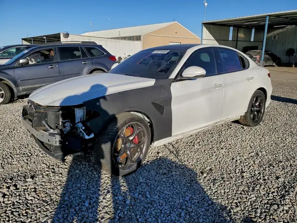 ZARFAEEN9H7556941 2017 ALFA ROMEO GIULIA
