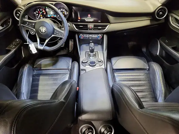 ZARFAEEN9J7568089 2018 ALFA ROMEO GIULIA - Image 8