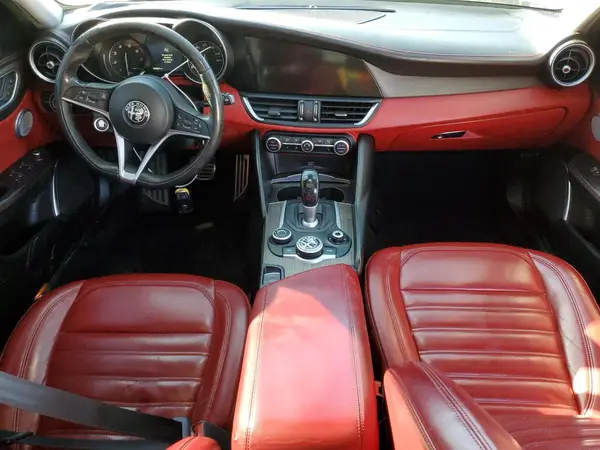 ZARFAEEN9J7579836 2018 ALFA ROMEO GIULIA - Image 8