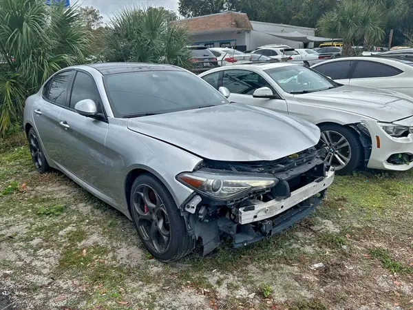 ZARFAEEN9J7592697 2018 ALFA ROMEO GIULIA