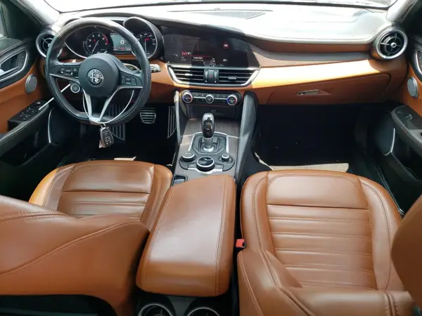 ZARFAEEN9J7592991 2018 ALFA ROMEO GIULIA - Image 8