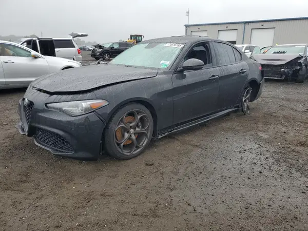 ZARFAEEN9J7597379 2018 ALFA ROMEO GIULIA