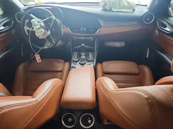 ZARFAEEN9J7597382 2018 ALFA ROMEO GIULIA - Image 8
