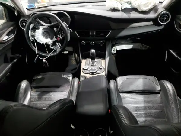 ZARFAEENXH7541591 2017 ALFA ROMEO GIULIA - Image 8