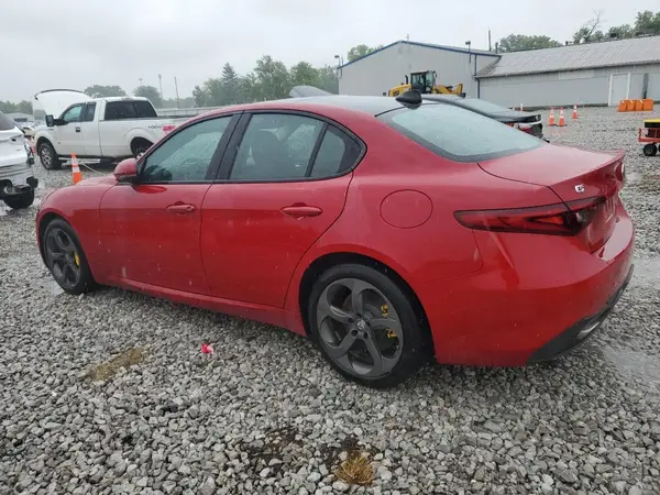 ZARFAEENXH7544653 2017 ALFA ROMEO GIULIA - Image 2