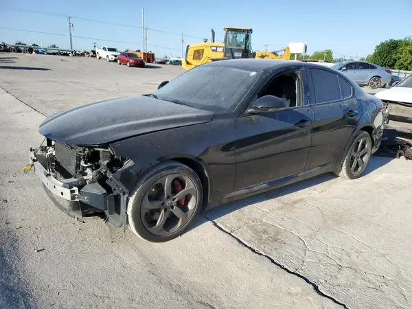 ZARFAEENXH7544765 2017 ALFA ROMEO GIULIA