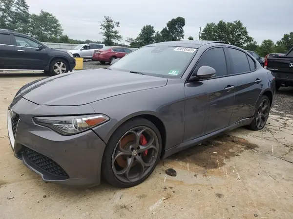 ZARFAEENXH7551215 2017 ALFA ROMEO GIULIA