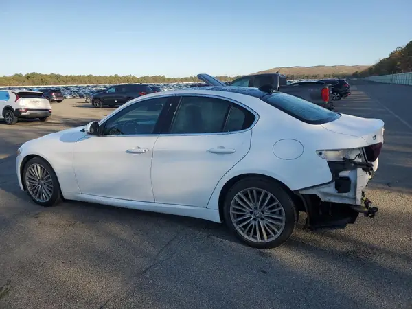 ZARFAEENXJ7570028 2018 ALFA ROMEO GIULIA - Image 2
