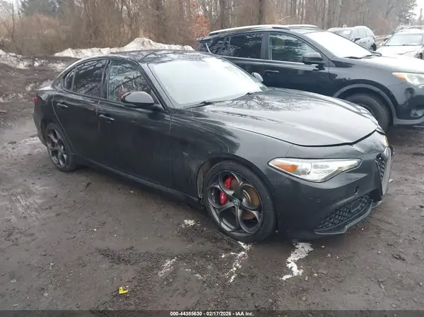 ZARFAEENXJ7593311 2018 ALFA ROMEO GIULIA