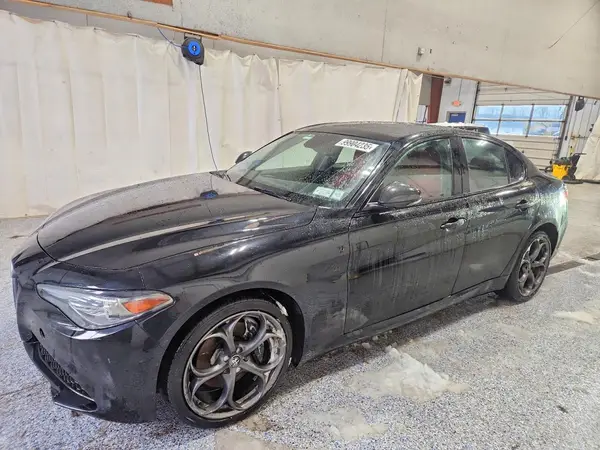 ZARFAEENXJ7596323 2018 ALFA ROMEO GIULIA
