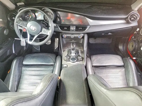 ZARFAEENXJ7597732 2018 ALFA ROMEO GIULIA - Image 8