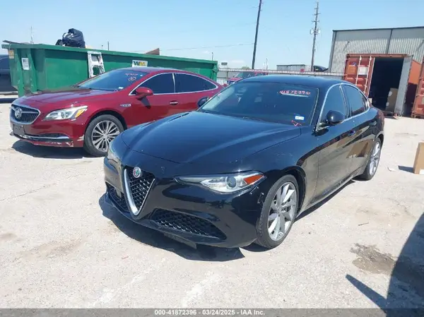 ZARFAMAN0K7598745 2019 ALFA ROMEO GIULIA - Image 2