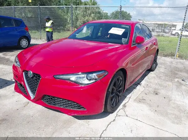 ZARFAMAN0L7631101 2020 ALFA ROMEO GIULIA - Image 2