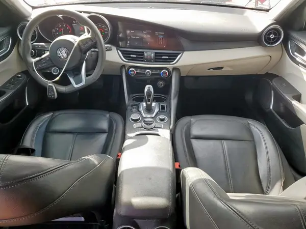ZARFAMAN0L7636007 2020 ALFA ROMEO GIULIA - Image 8