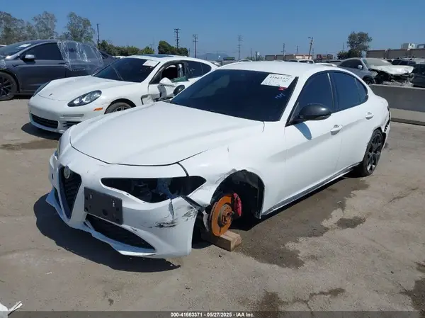 ZARFAMAN0L7636394 2020 ALFA ROMEO GIULIA - Image 2