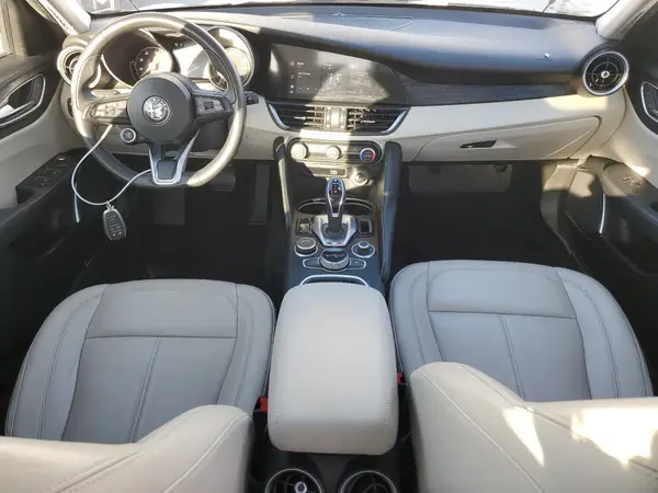 ZARFAMAN0M7647011 2021 ALFA ROMEO GIULIA - Image 8