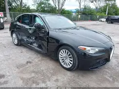 ZARFAMAN0M7648062 2021 ALFA ROMEO GIULIA