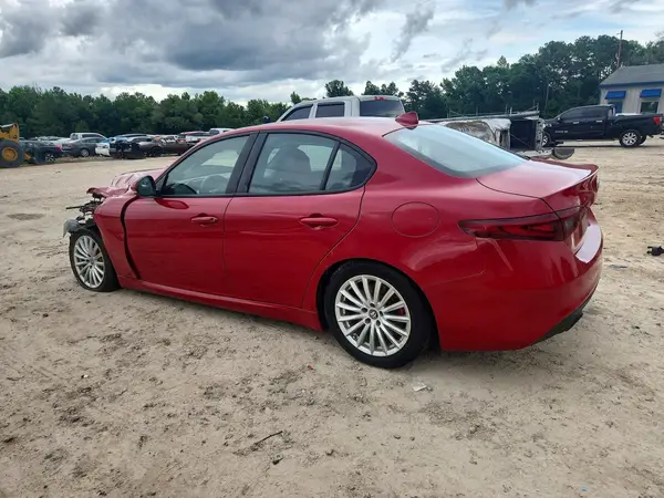 ZARFAMAN0N7662870 2022 ALFA ROMEO GIULIA - Image 2