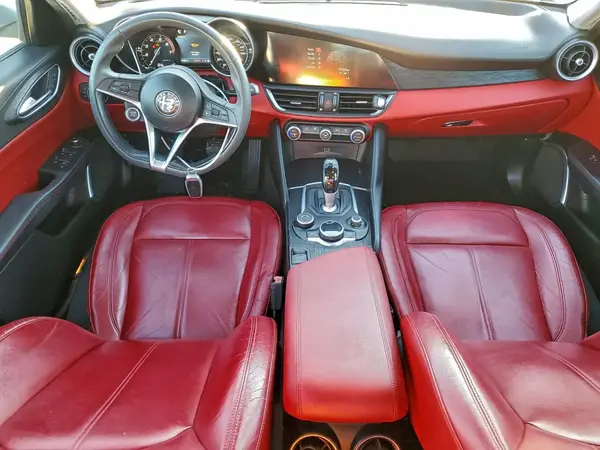 ZARFAMAN1K7597989 2019 ALFA ROMEO GIULIA - Image 8