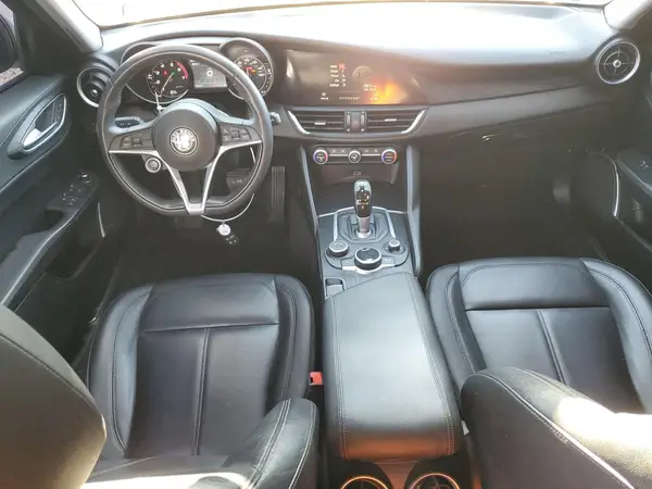ZARFAMAN1K7603404 2019 ALFA ROMEO GIULIA - Image 8