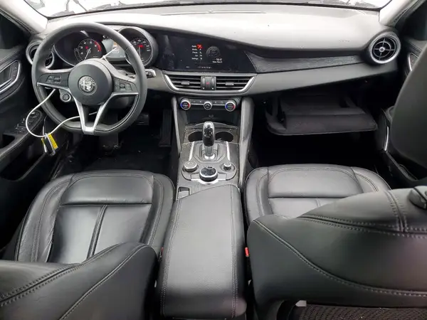 ZARFAMAN1K7609249 2019 ALFA ROMEO GIULIA - Image 8