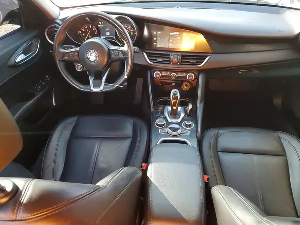 ZARFAMAN1L7632063 2020 ALFA ROMEO GIULIA - Image 8