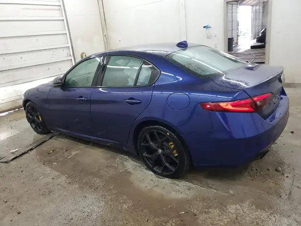 ZARFAMAN1L7637425 2020 ALFA ROMEO GIULIA - Image 2