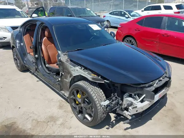 ZARFAMAN1L7638302 2020 ALFA ROMEO GIULIA - Image 1