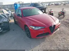 ZARFAMAN1M7649060 2021 ALFA ROMEO GIULIA