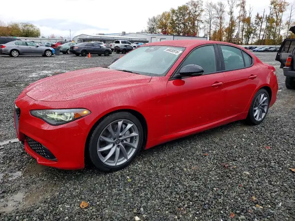 ZARFAMAN1S7691287 2025 ALFA ROMEO GIULIA - Image 1