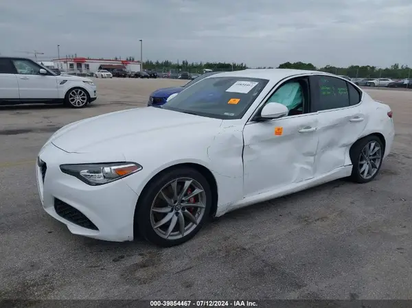 ZARFAMAN2K7598133 2019 ALFA ROMEO GIULIA - Image 2