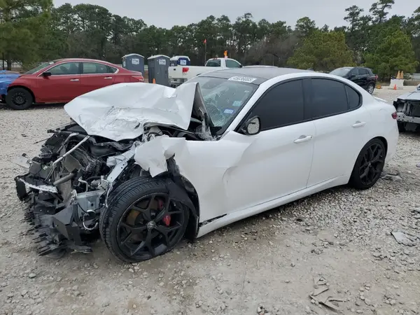 ZARFAMAN2K7622835 2019 ALFA ROMEO GIULIA - Image 1