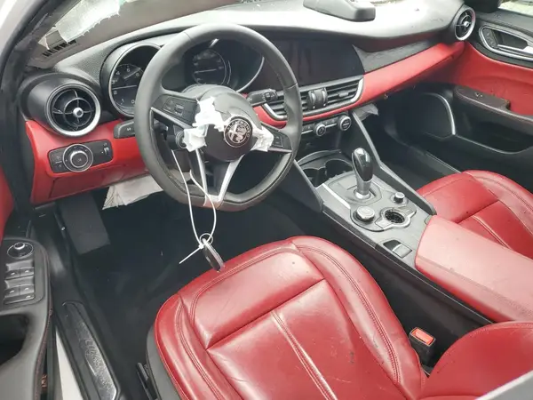 ZARFAMAN2K7622835 2019 ALFA ROMEO GIULIA - Image 8