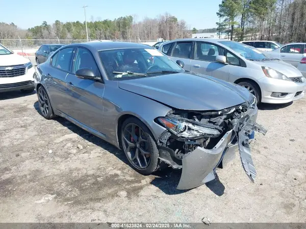 ZARFAMAN2L7624764 2020 ALFA ROMEO GIULIA - Image 1